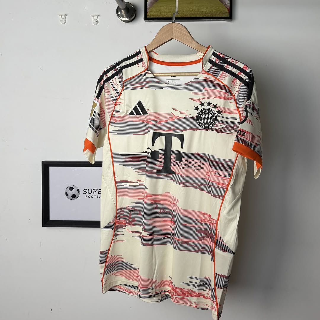 Bayern München 2025-26 Away Kit