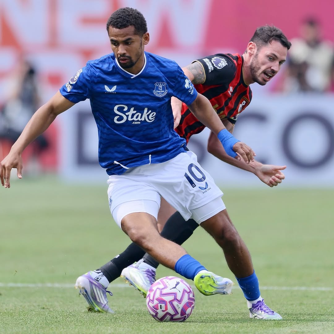 Everton 2025-26 Home Kit