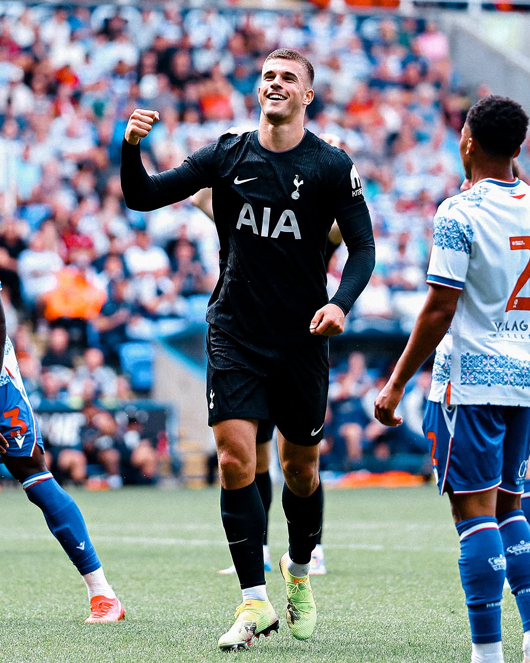 Tottenham Hotspur 2025-26 Away Kit