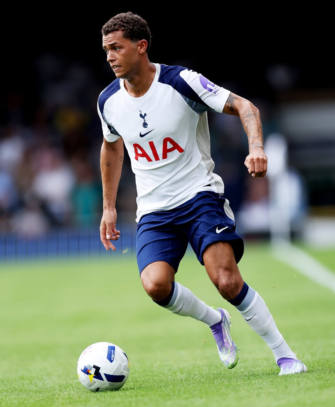 Tottenham Hotspur 2025-26 Home Kit