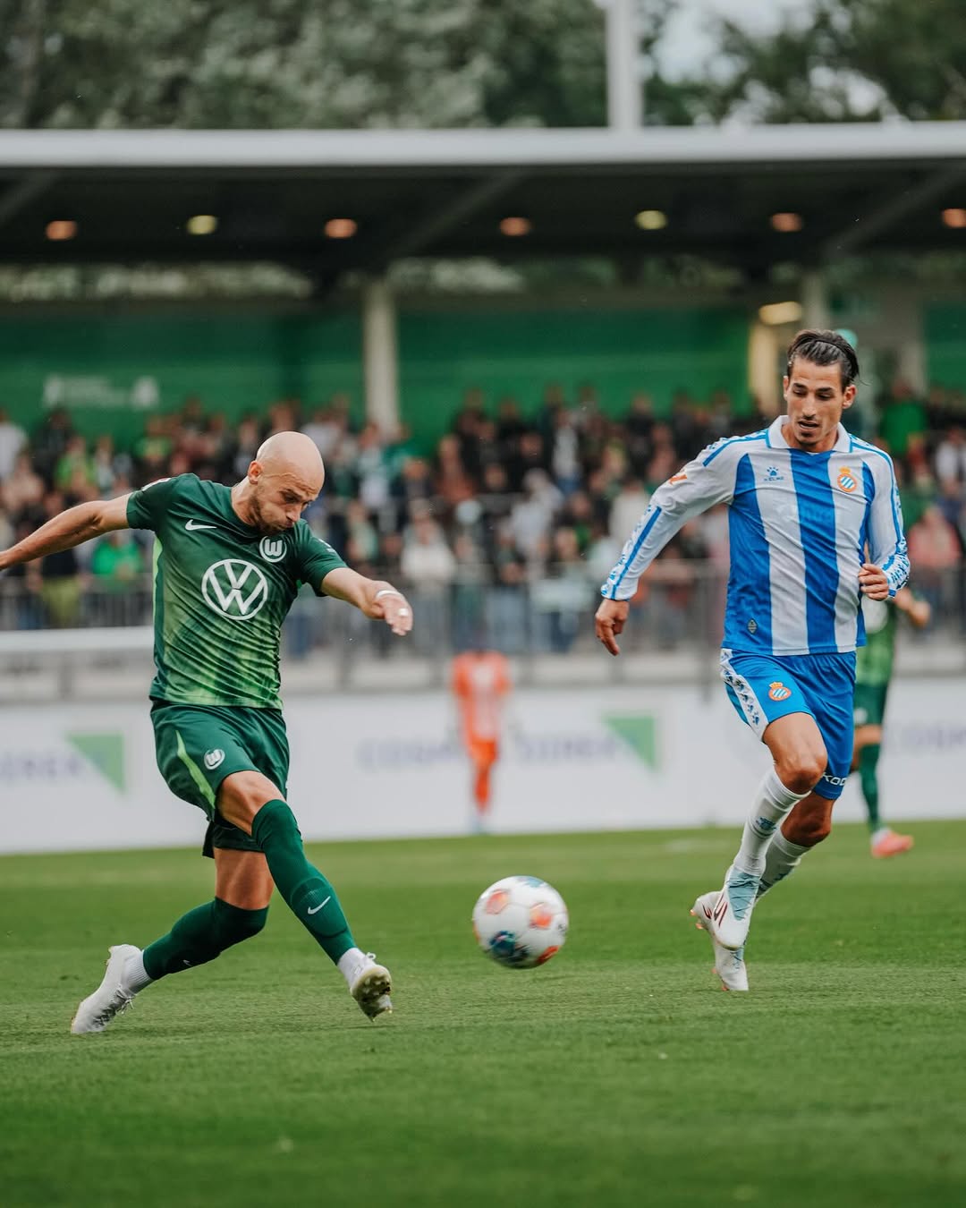 VfL Wolfsburg 2025-26 Home Kit