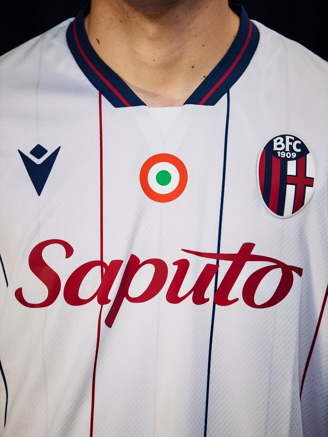 Bologna FC 2025-26 Away Kit