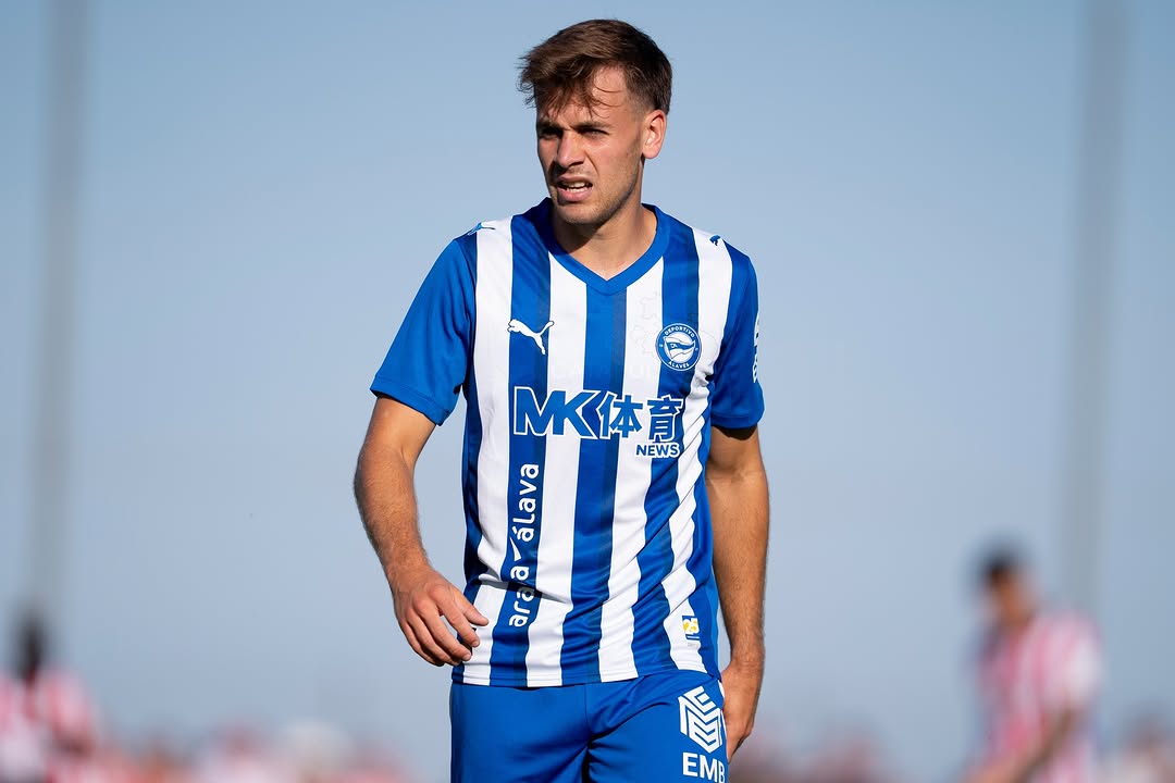 Deportivo Alavés 2025-26 Home Kit