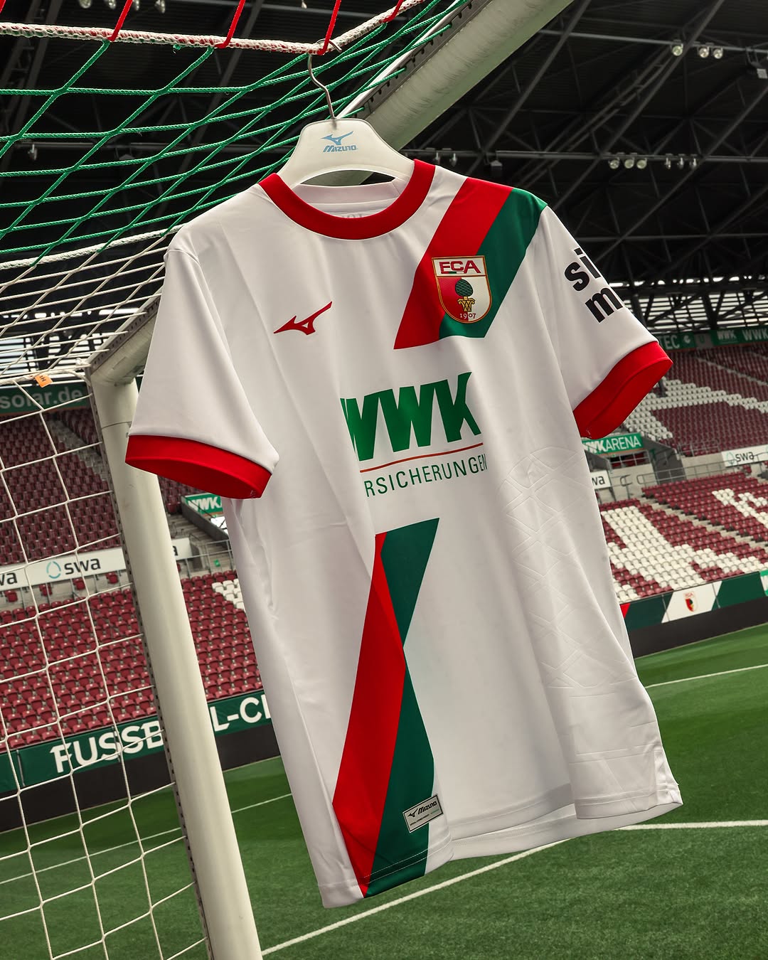 FCアウクスブルク 2025-26 ホーム ユニフォーム